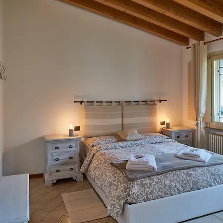 Bcube-bed&breakfast Del Borgo Holiday home *
